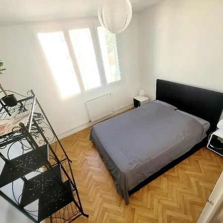 Lumineux Appartement 2 Balcons 3 Chambres Garage * Βαλένς